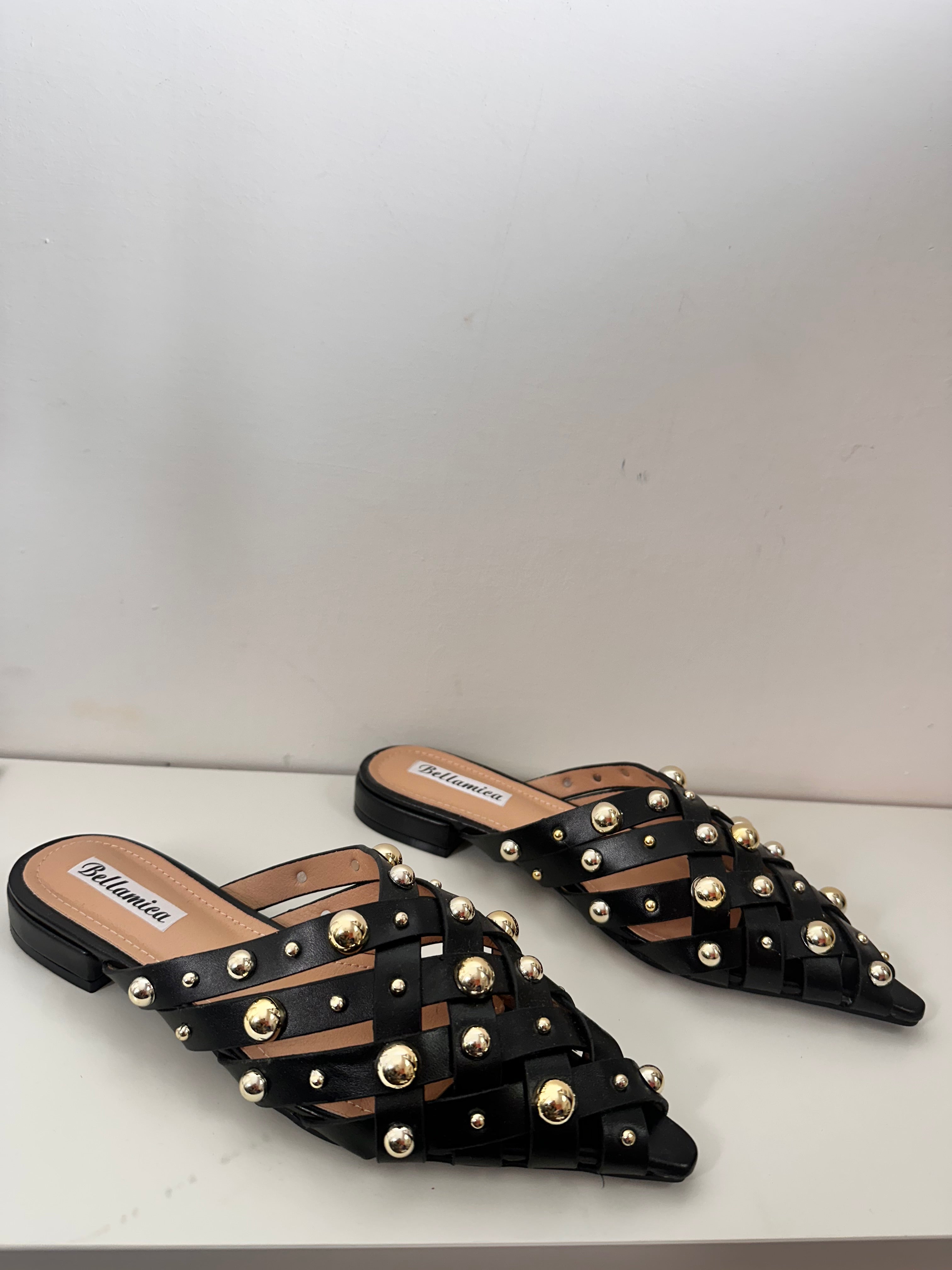 Ciabattine con borchie