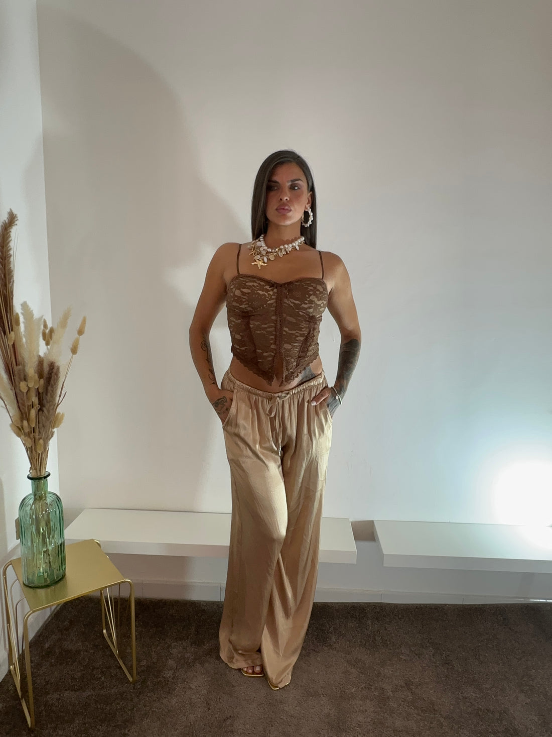 Pantaloni satinati beige