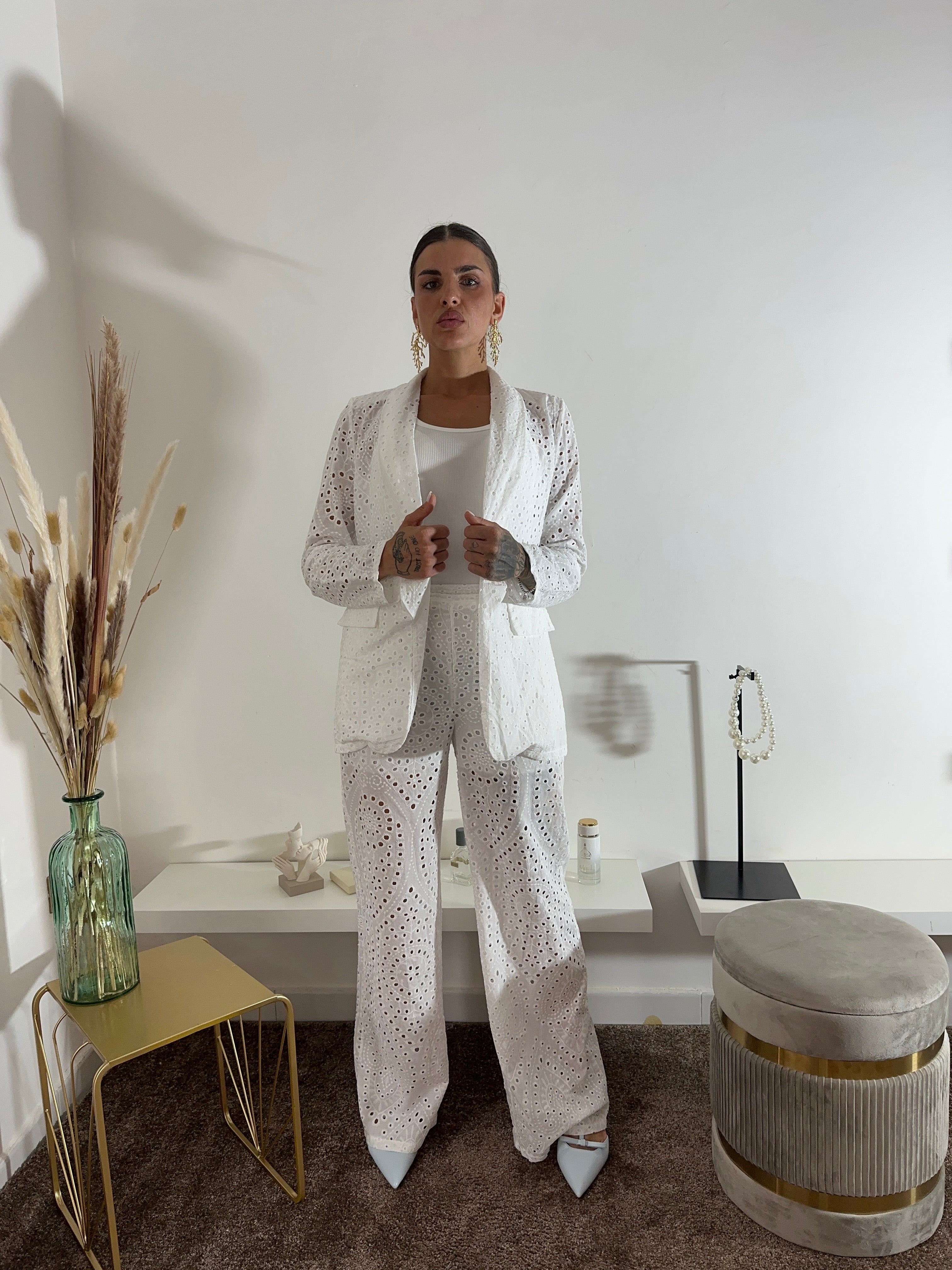 Tailleur in pizzo sangallo