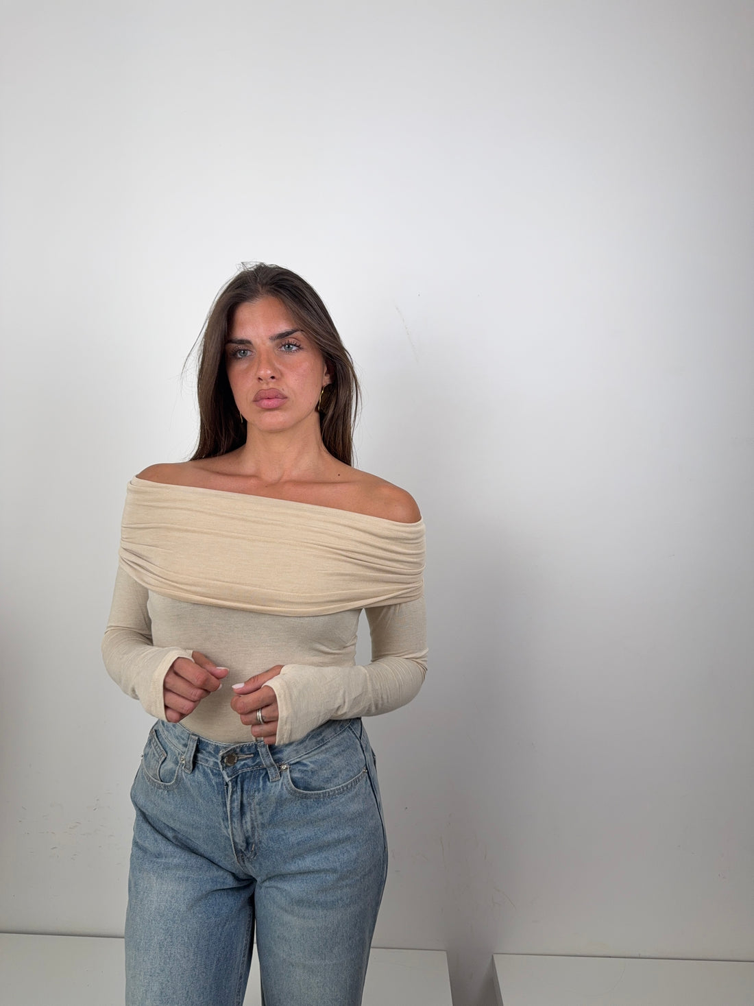 Maglia scollo a barca panna