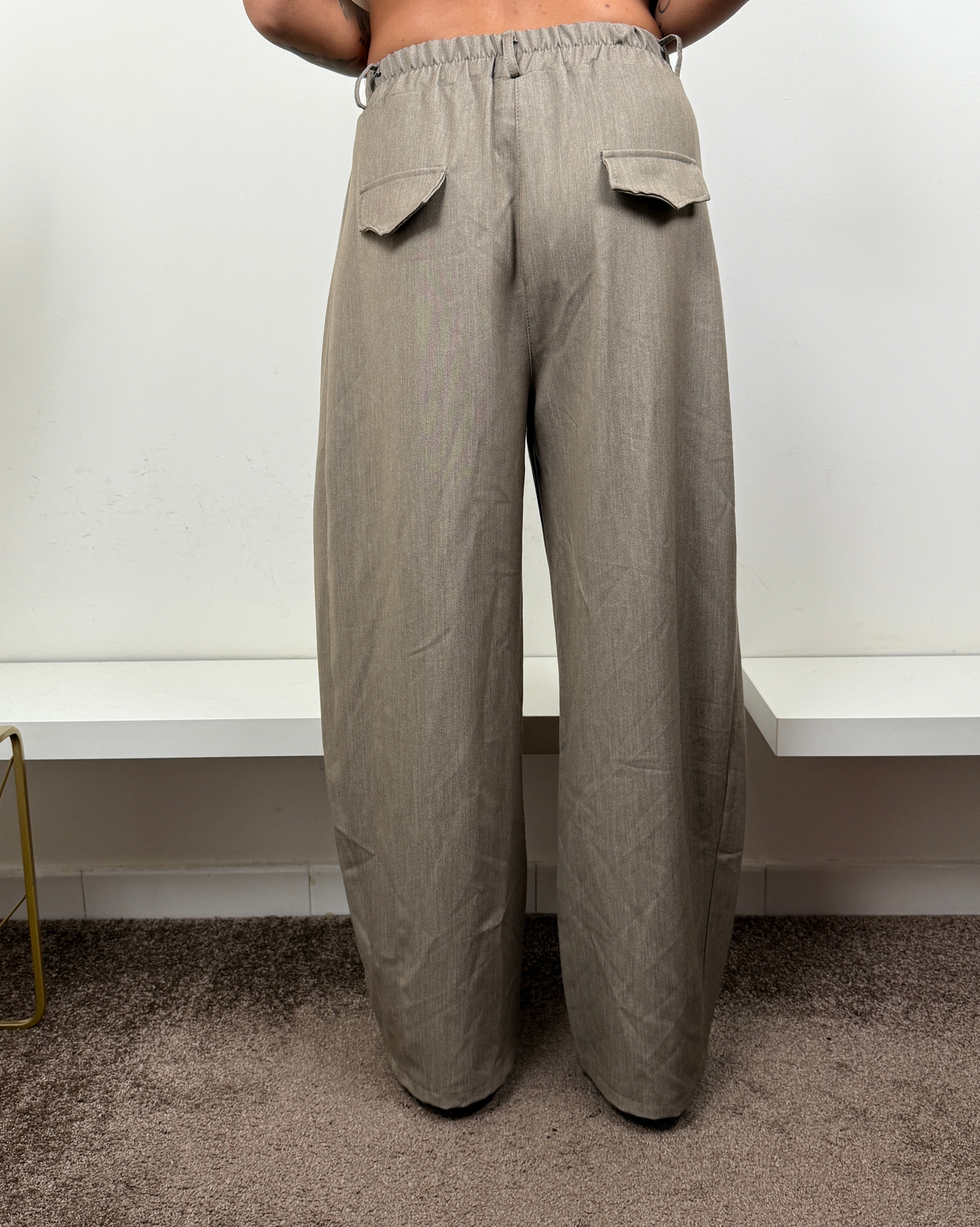 Pantaloni beige
