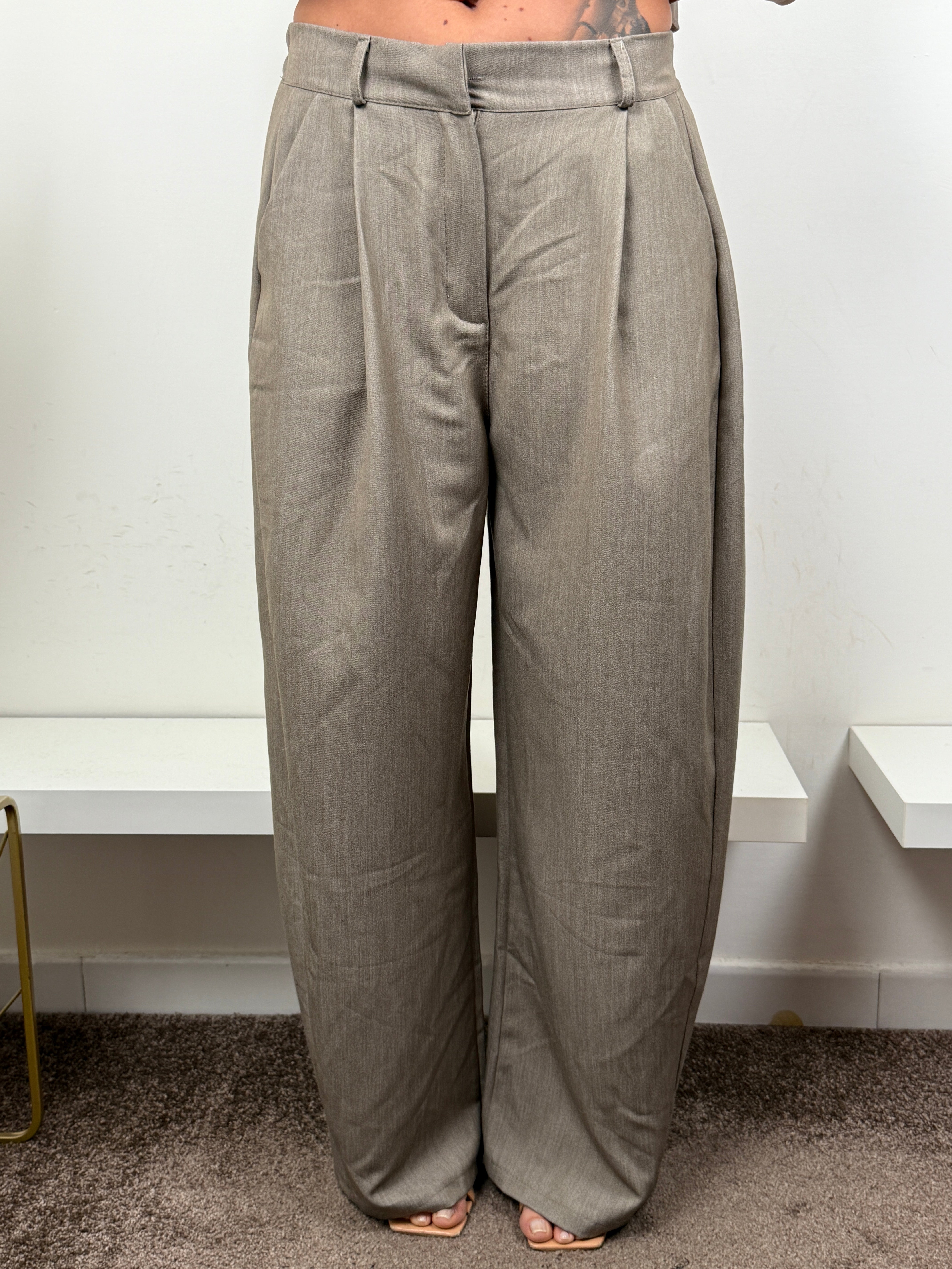 Pantaloni beige