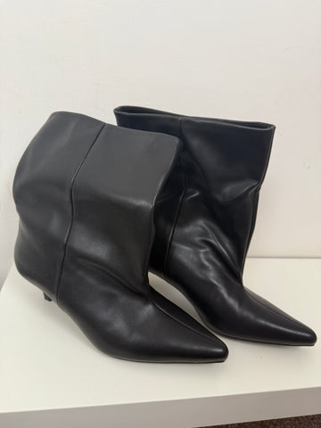Stivaletti neri