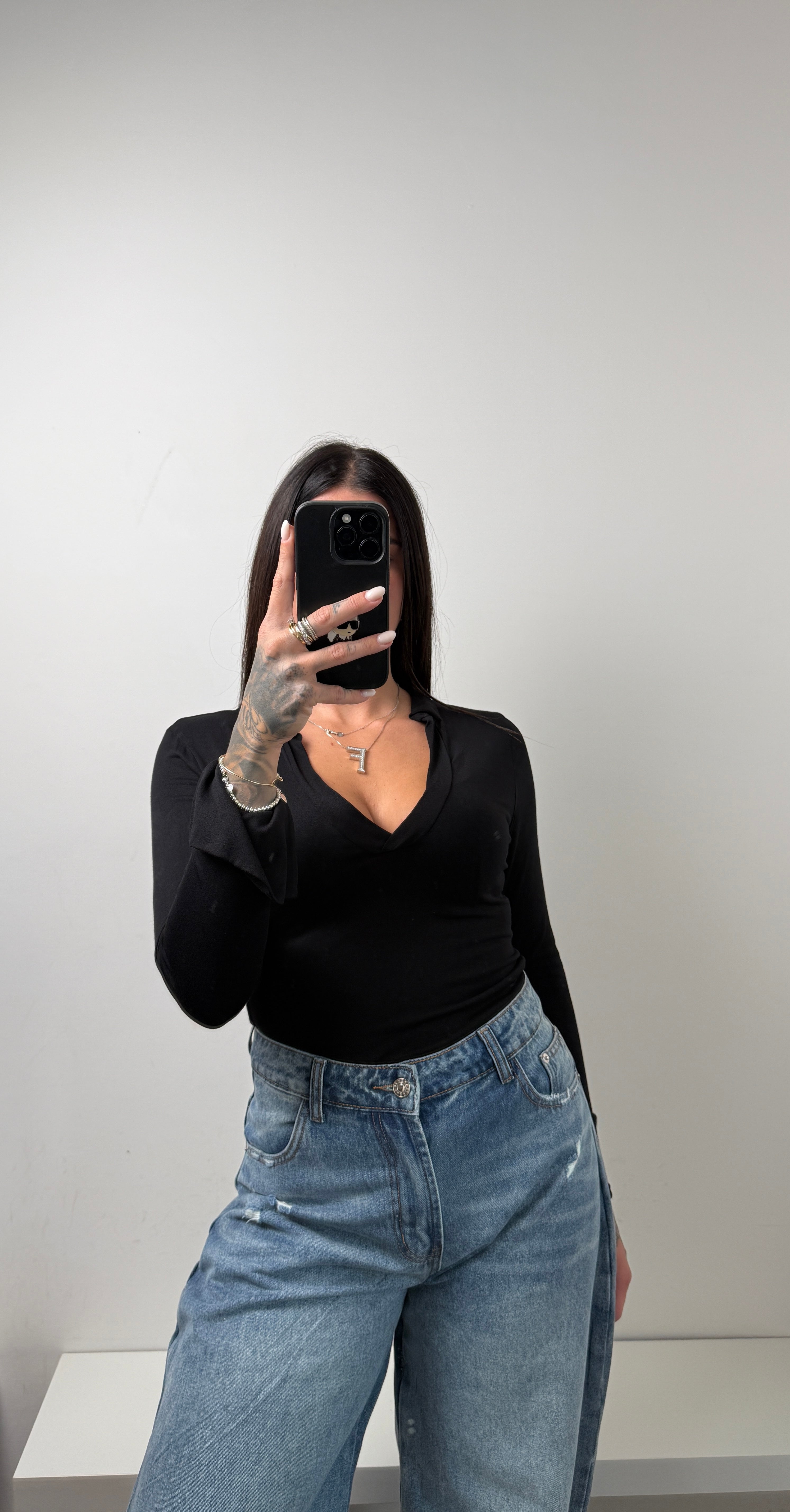 T shirt nera