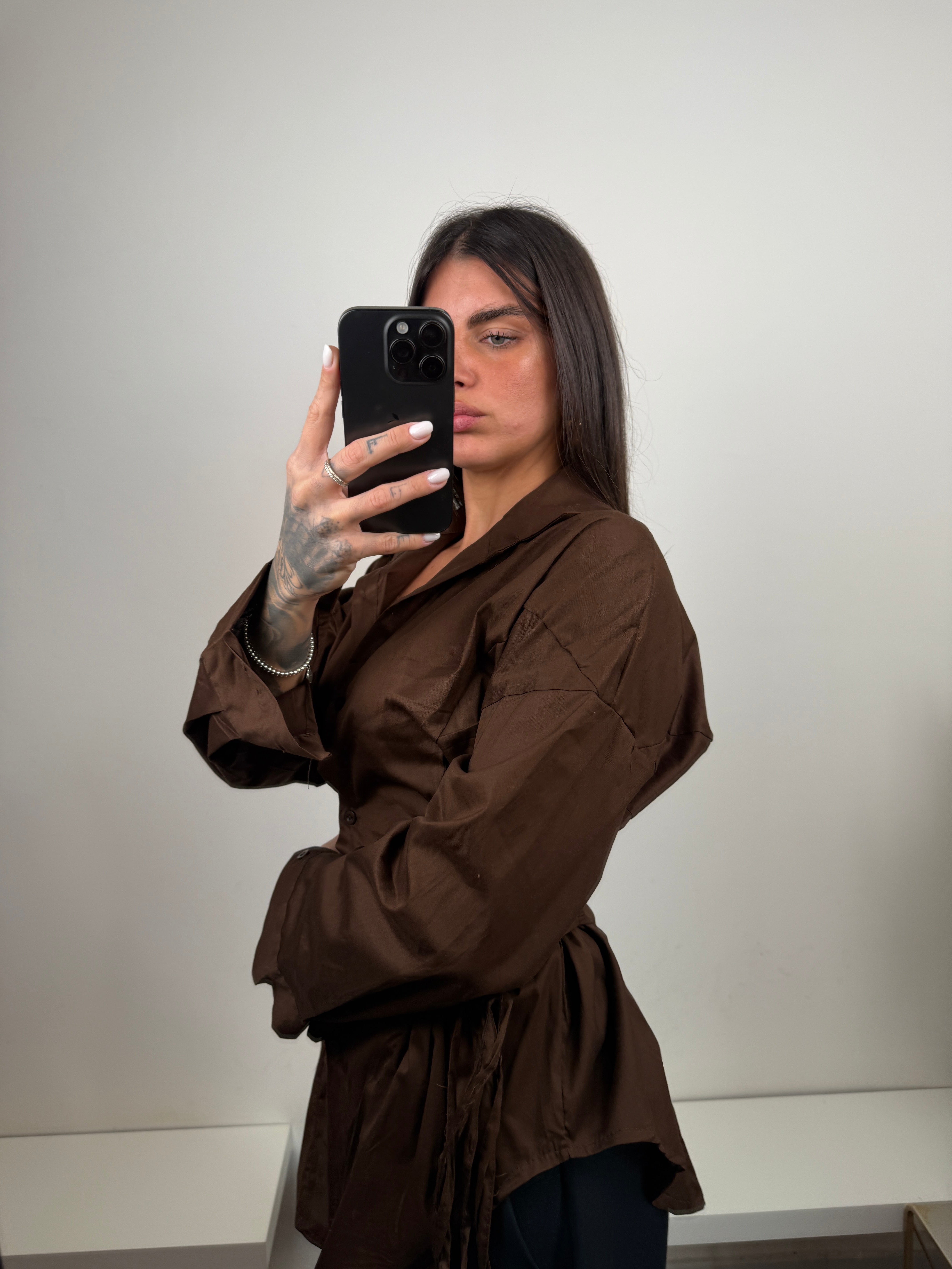 Camicia fiocco marrone