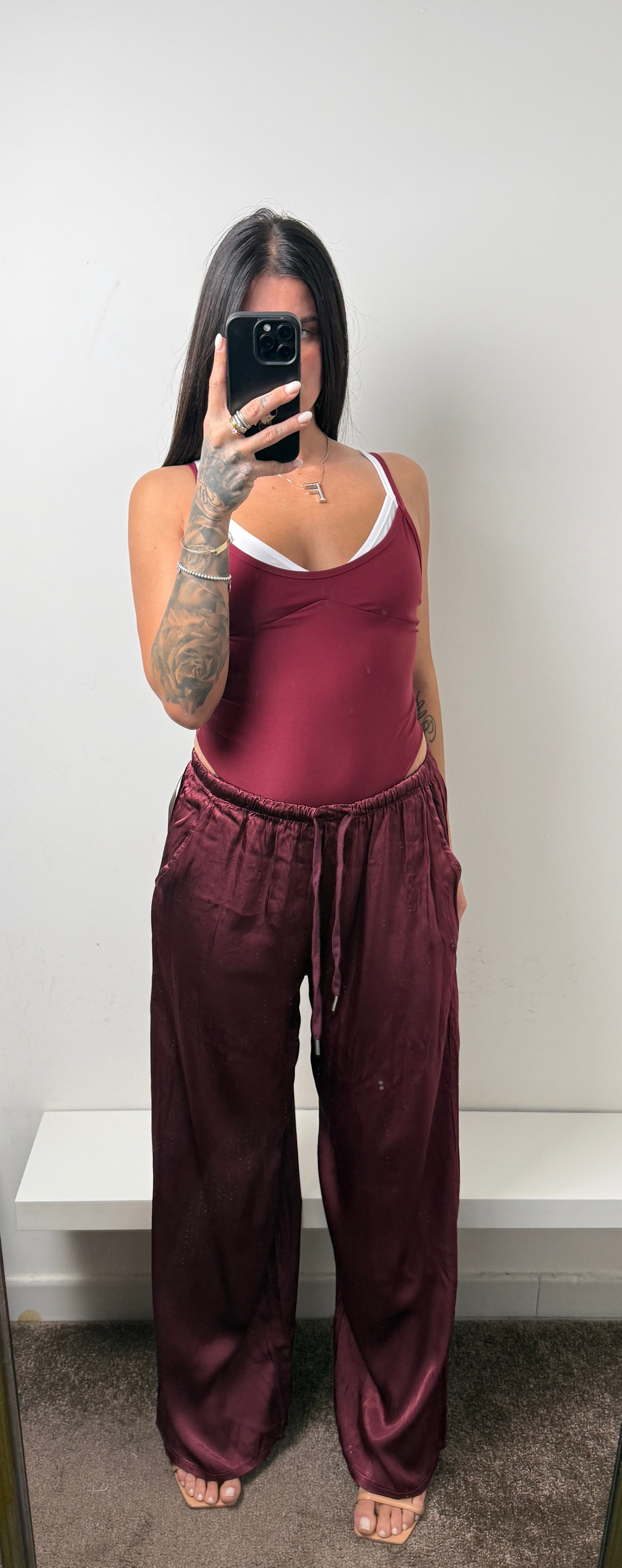 Pantalone satinato bordeaux