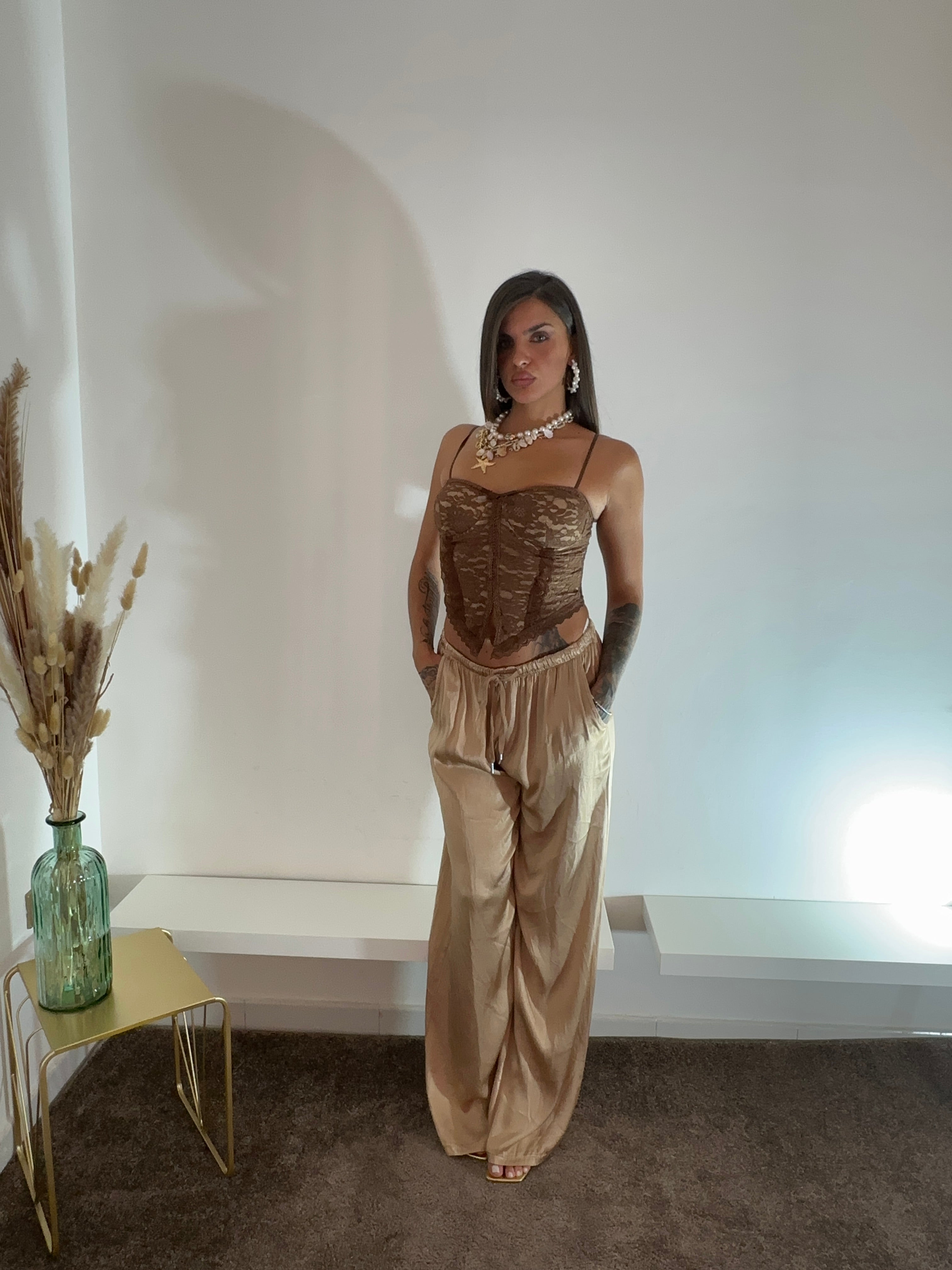 Pantaloni satinati beige