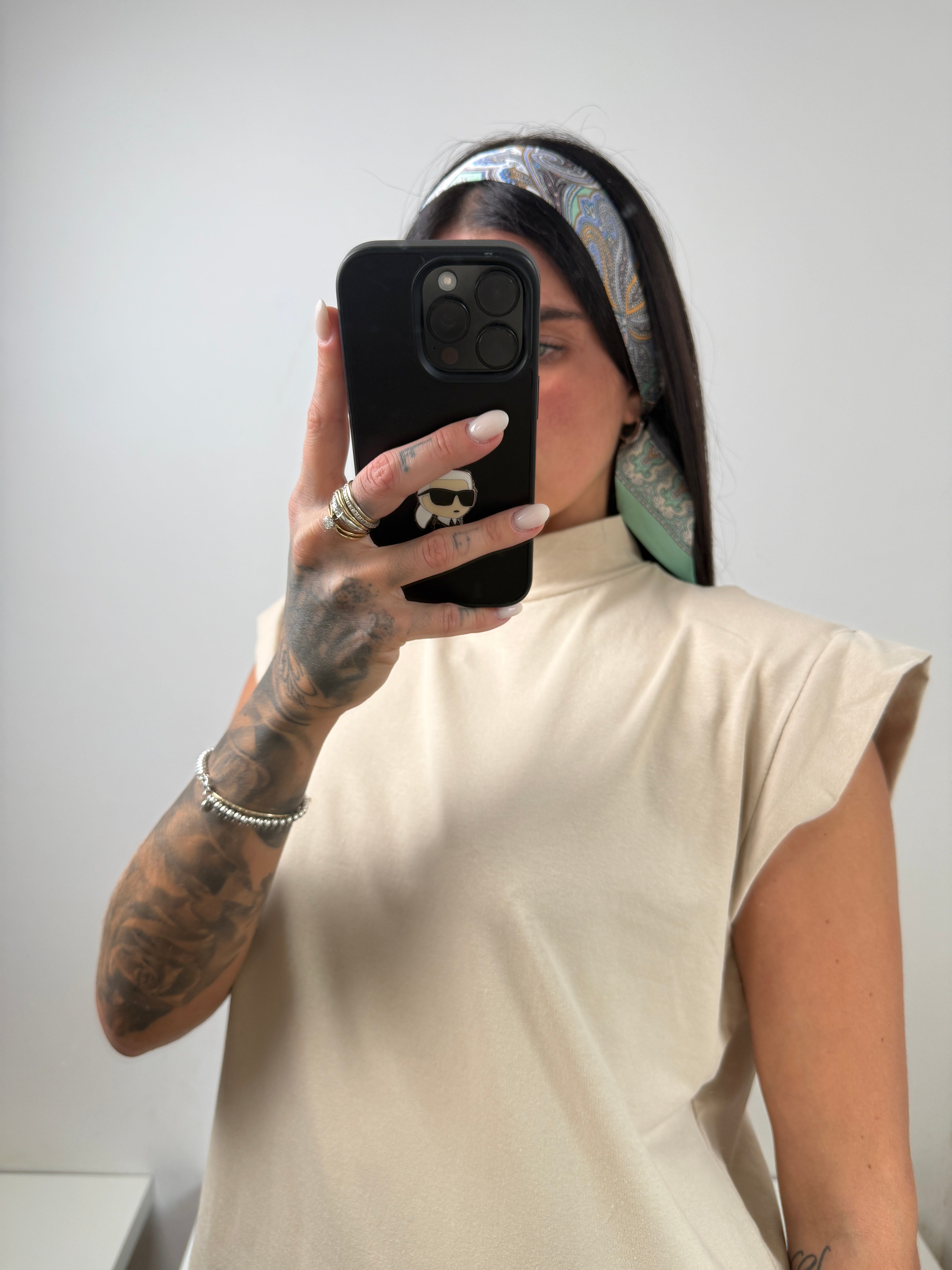 T shirt beige